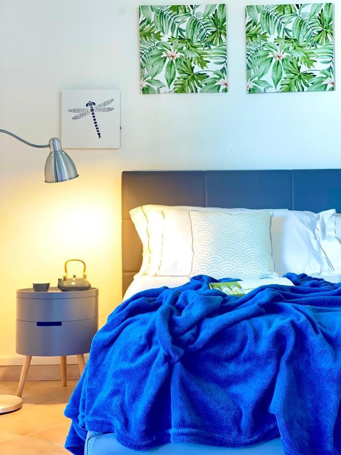 Homey Experience - Navy Sea View Apartments Olbia Habitación foto